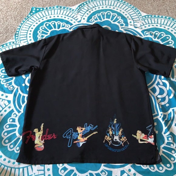 HARD ROCK SAN FRANCISCO CAFE PINUP FENDER GUITAR ROCKABILLY BOWLING SHIRT BLACK - Picture 12 of 13